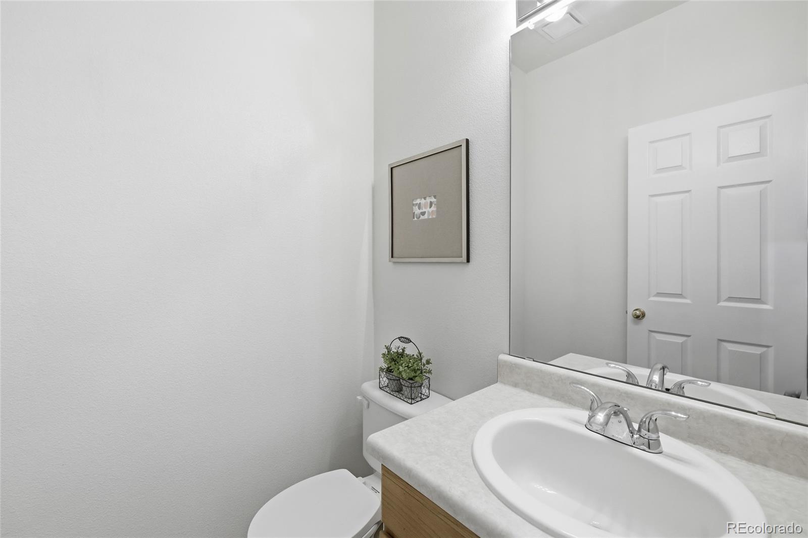 MLS Image #18 for 4595  hunterwood drive,littleton, Colorado