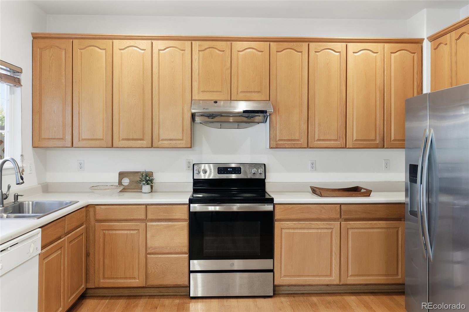 MLS Image #7 for 4595  hunterwood drive,littleton, Colorado