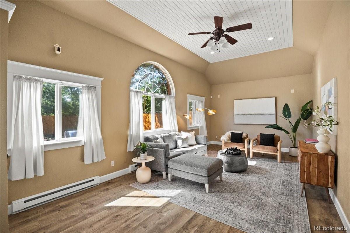 MLS Image #23 for 627  oneida street,denver, Colorado