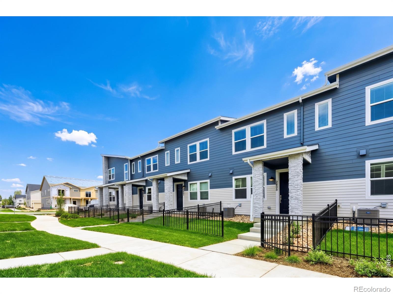 MLS Image #1 for 2833  bear springs circle,longmont, Colorado