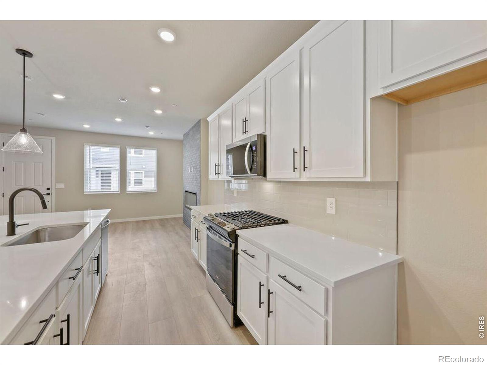 MLS Image #10 for 2833  bear springs circle,longmont, Colorado