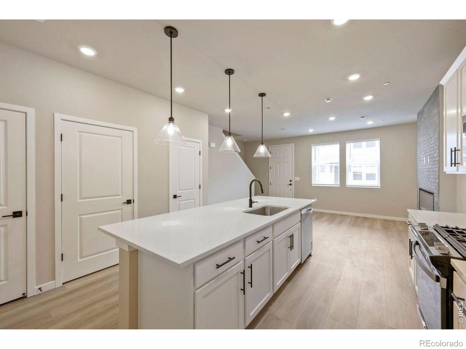 MLS Image #7 for 2833  bear springs circle,longmont, Colorado