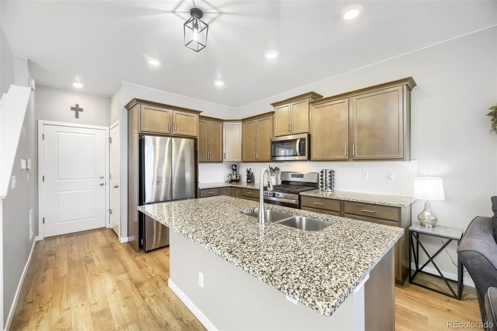 MLS Image #5 for 21843 e 8th avenue,aurora, Colorado
