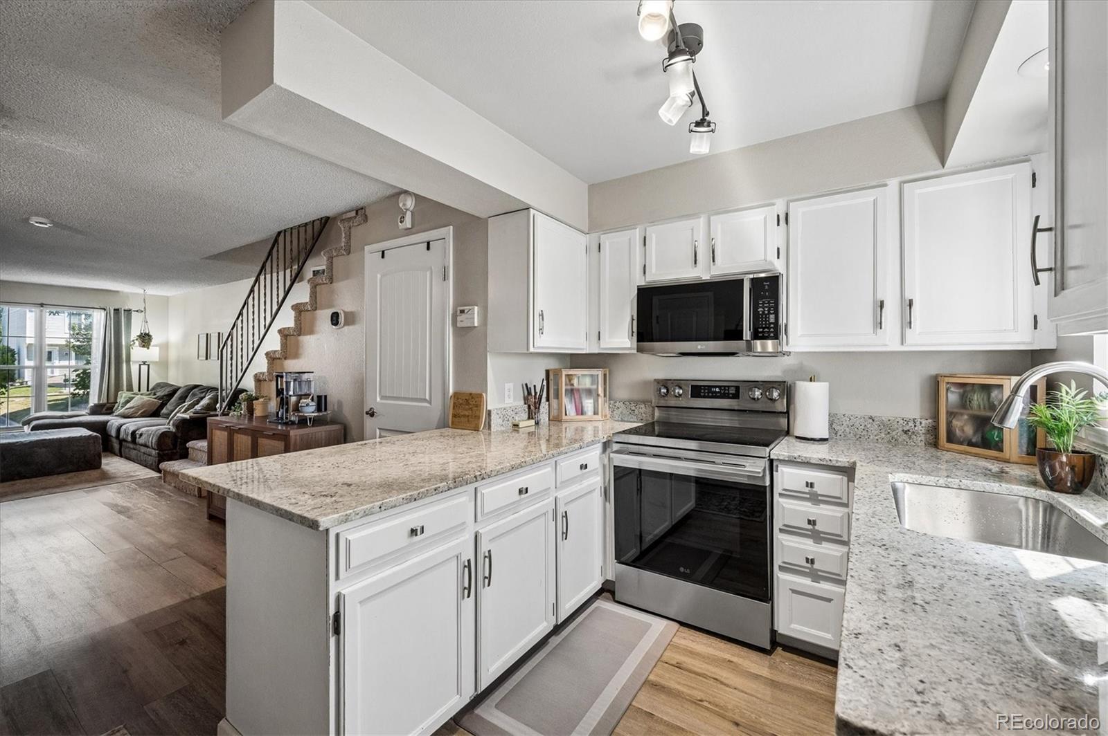 MLS Image #9 for 8964 w dartmouth place ,denver, Colorado