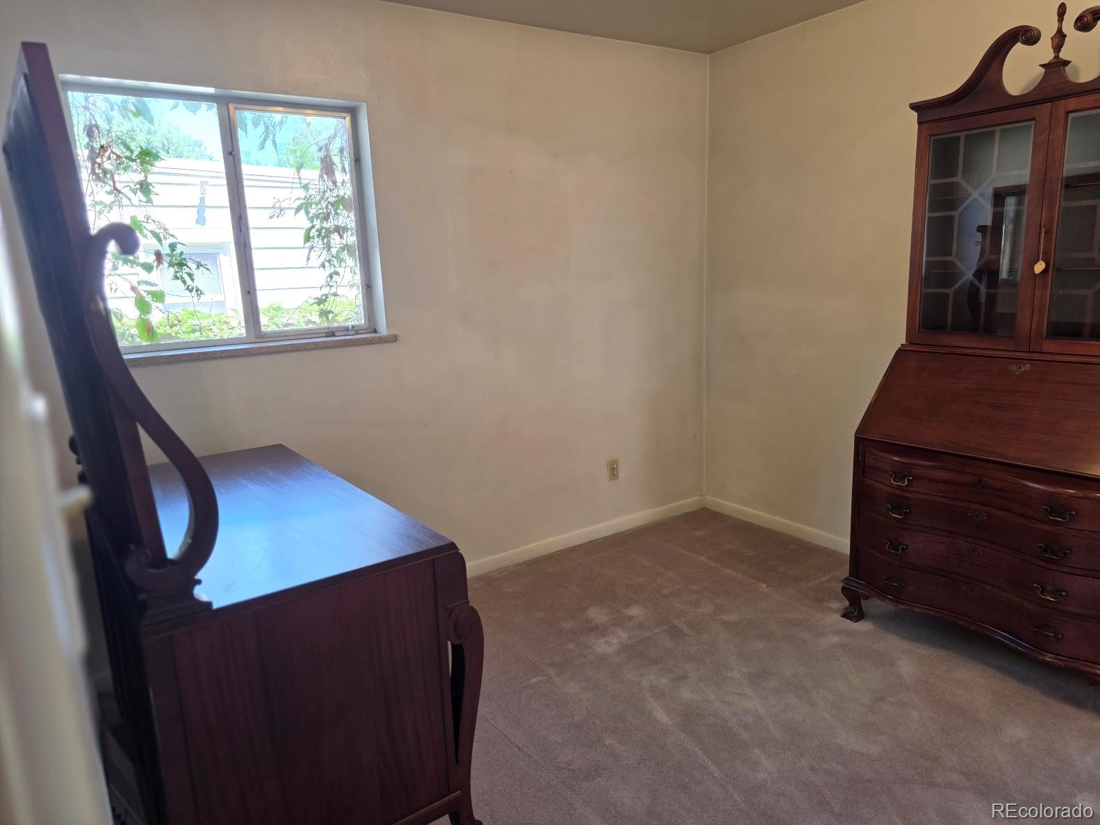 MLS Image #16 for 1150  roslyn street,denver, Colorado