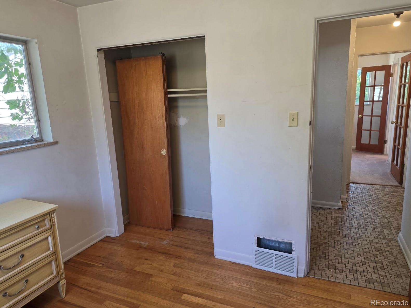 MLS Image #17 for 1150  roslyn street,denver, Colorado