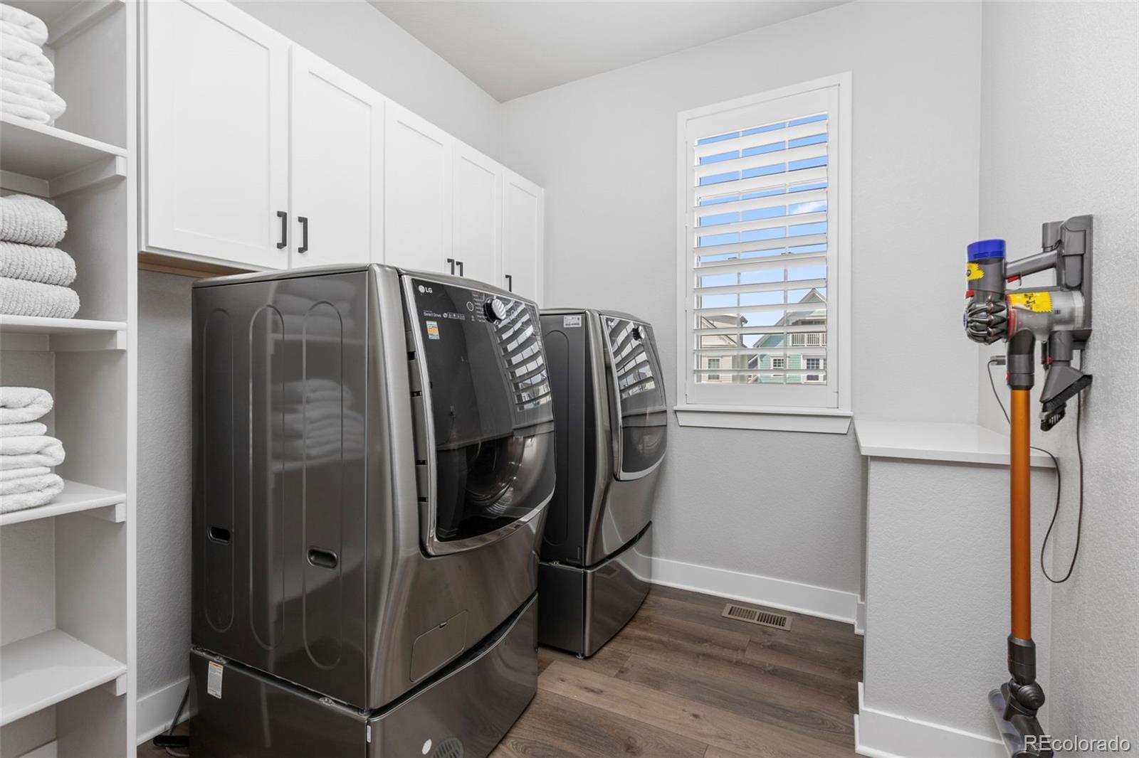 MLS Image #28 for 5974  dallas street,denver, Colorado