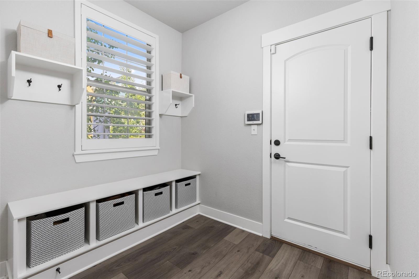 MLS Image #9 for 5974  dallas street,denver, Colorado