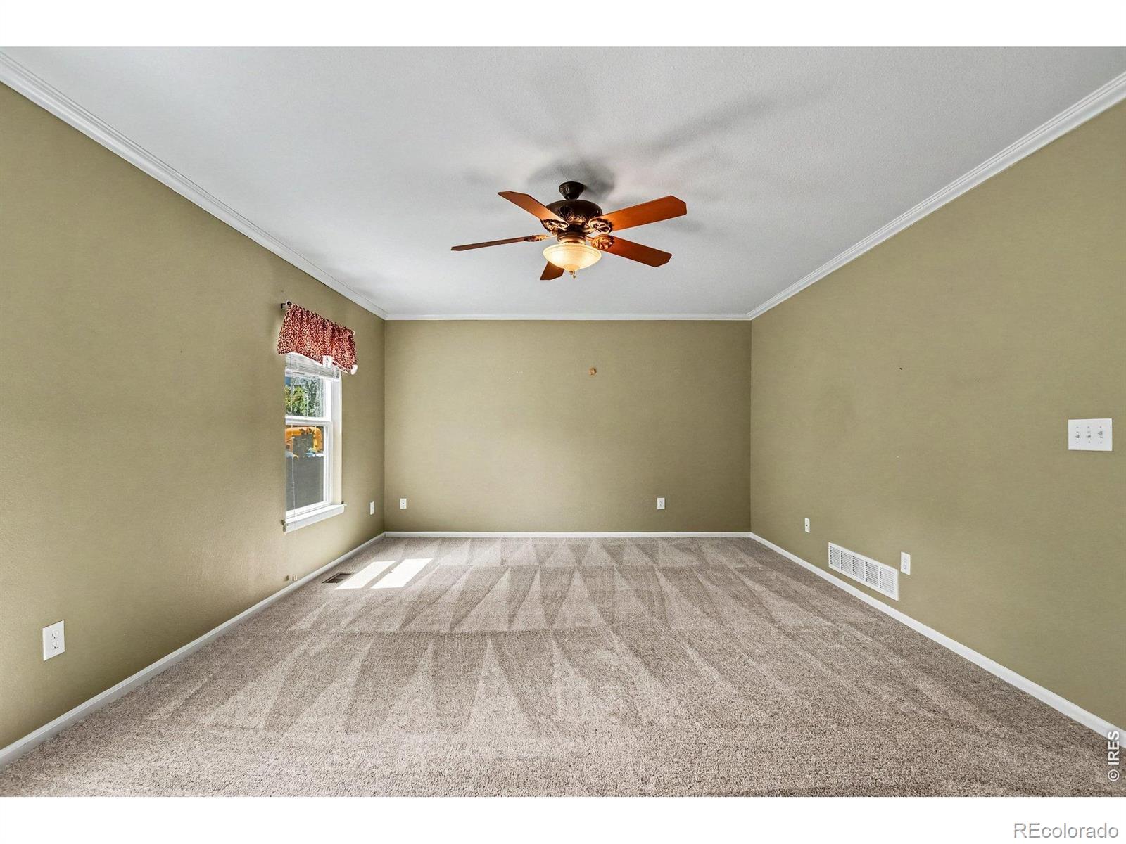 MLS Image #13 for 827  province road,fort collins, Colorado