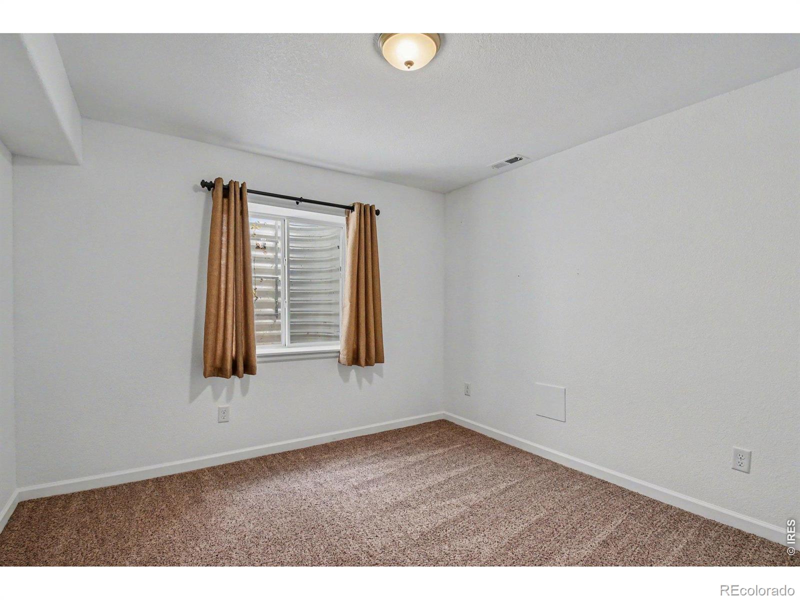 MLS Image #20 for 827  province road,fort collins, Colorado