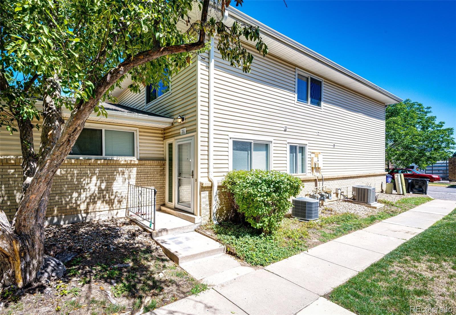 MLS Image #18 for 9005 e lehigh avenue,denver, Colorado