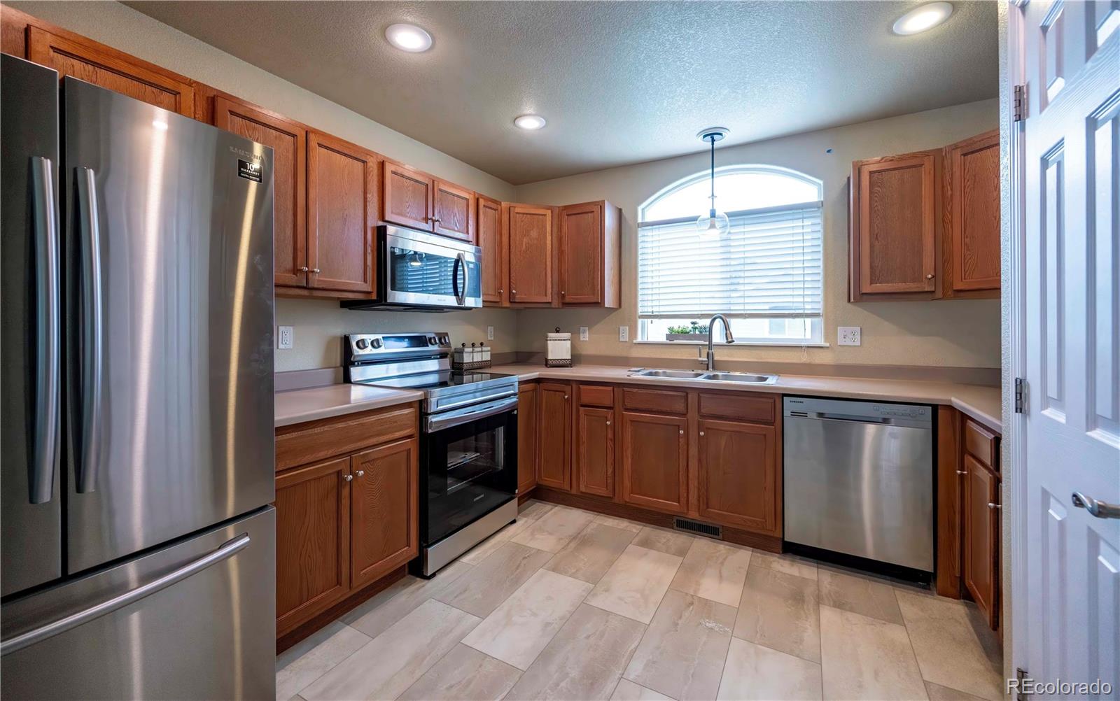 MLS Image #3 for 7354  owings point,peyton, Colorado