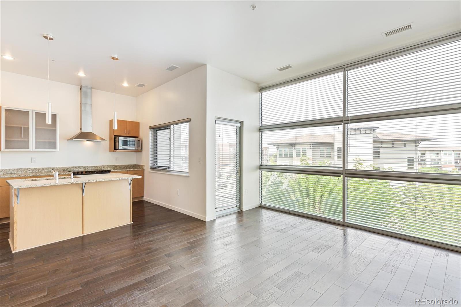 MLS Image #3 for 2958  syracuse street,denver, Colorado