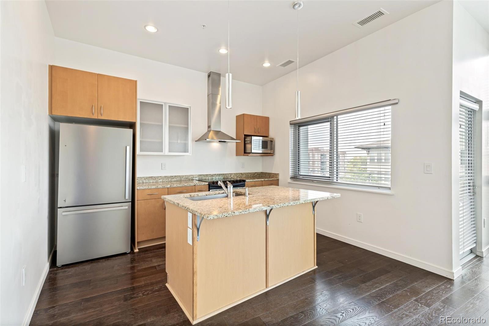 MLS Image #8 for 2958  syracuse street,denver, Colorado