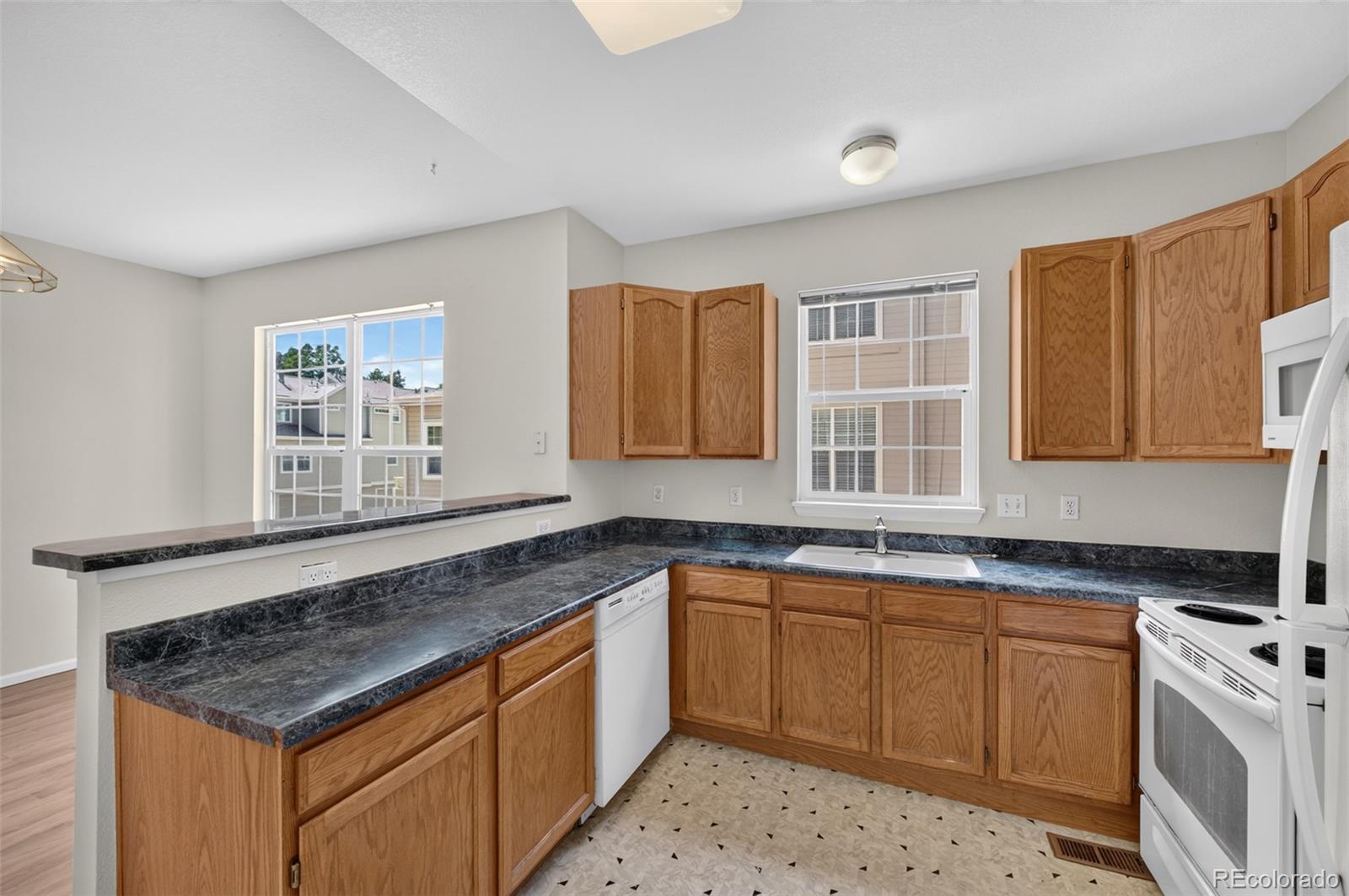 MLS Image #11 for 332 w jamison place,littleton, Colorado