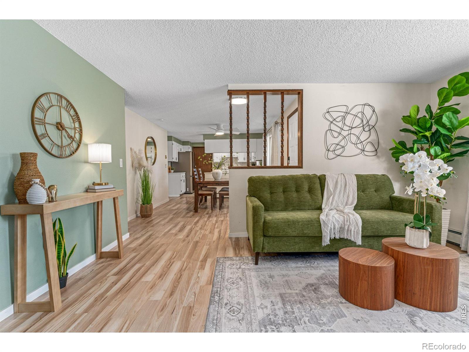 MLS Image #5 for 832  18th street,loveland, Colorado