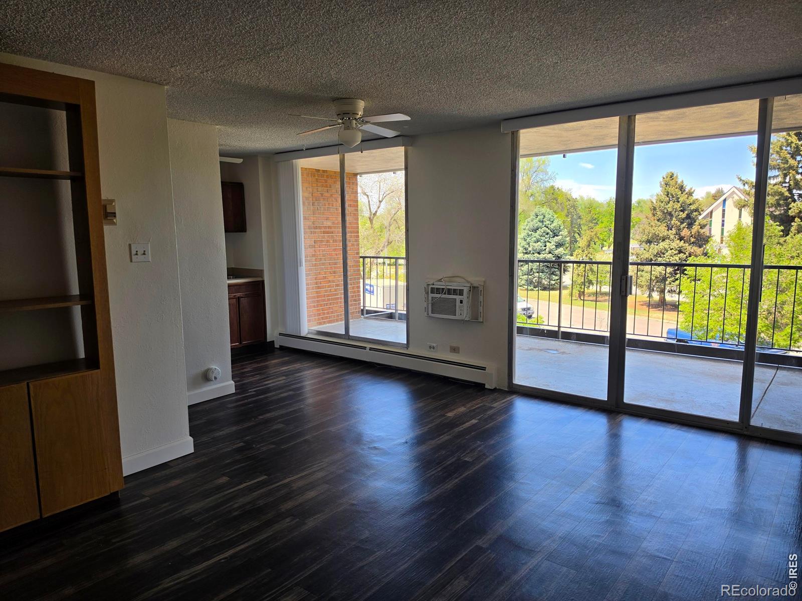 MLS Image #4 for 4800 e hale parkway,denver, Colorado