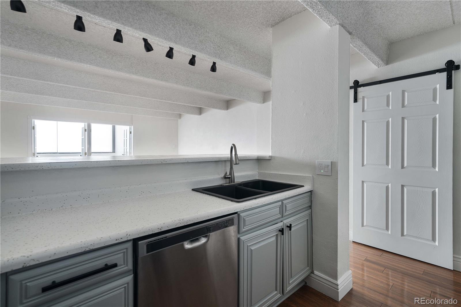 MLS Image #25 for 777 n washington street,denver, Colorado