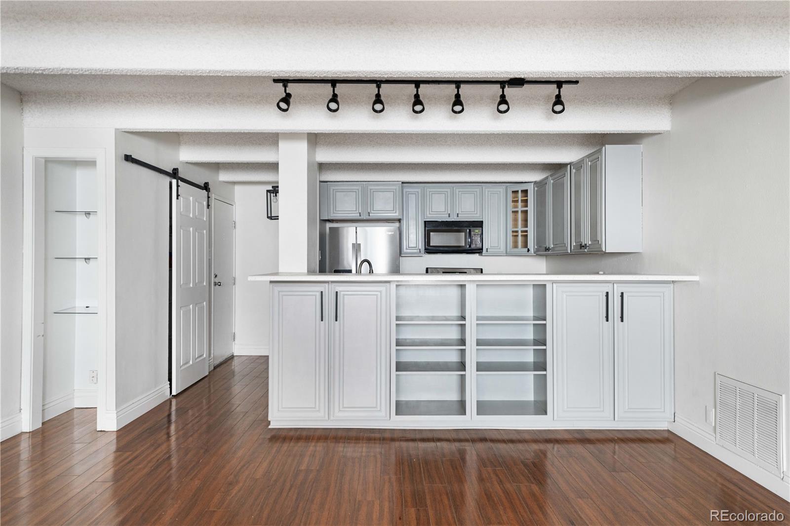 MLS Image #27 for 777 n washington street,denver, Colorado