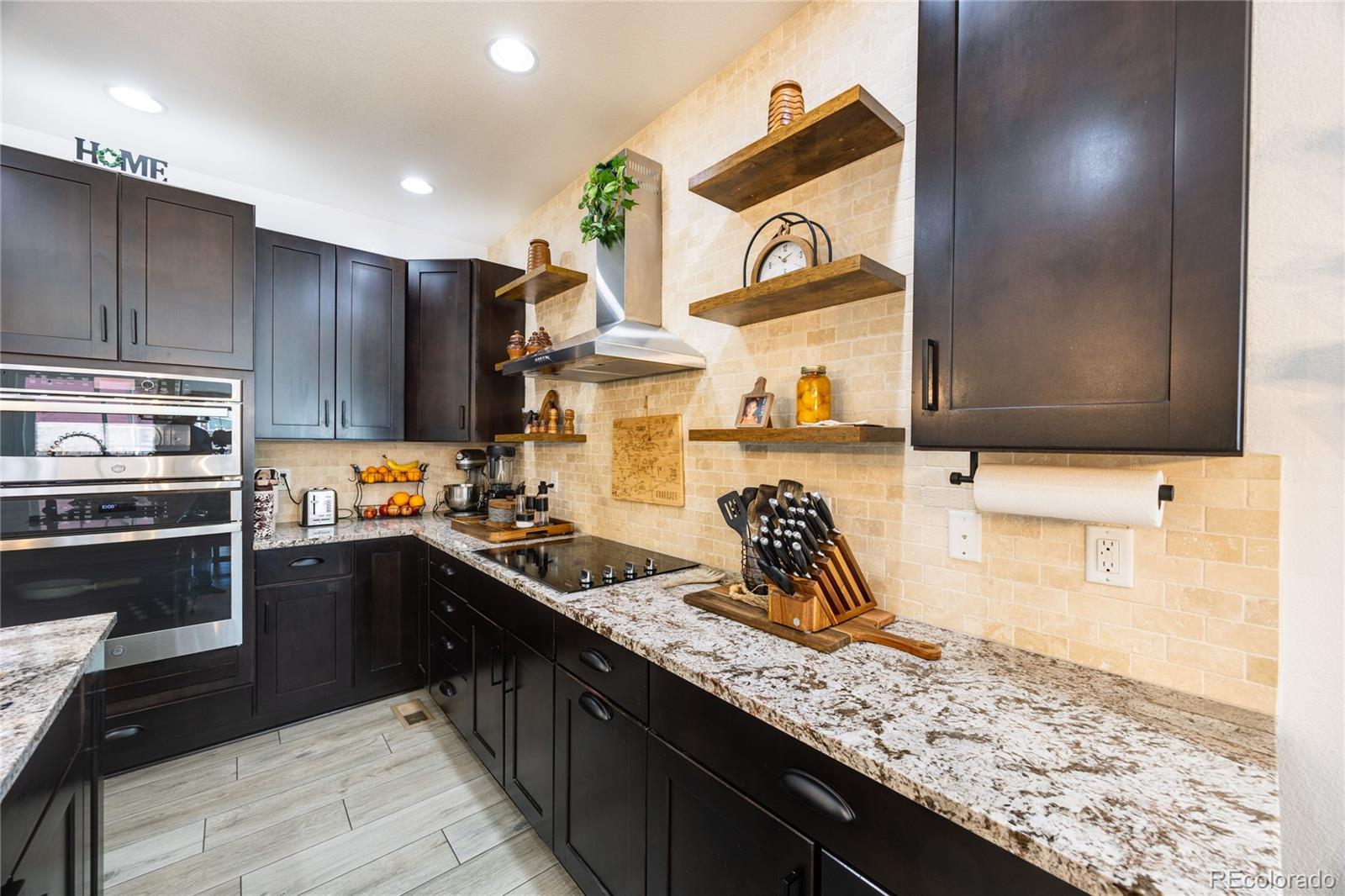MLS Image #9 for 19772 e 63rd drive,aurora, Colorado