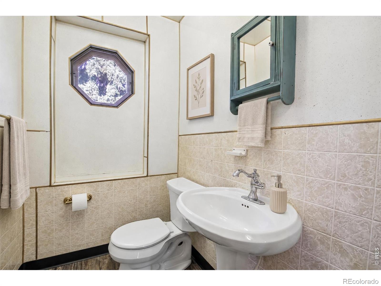 MLS Image #33 for 837 n jefferson avenue,loveland, Colorado