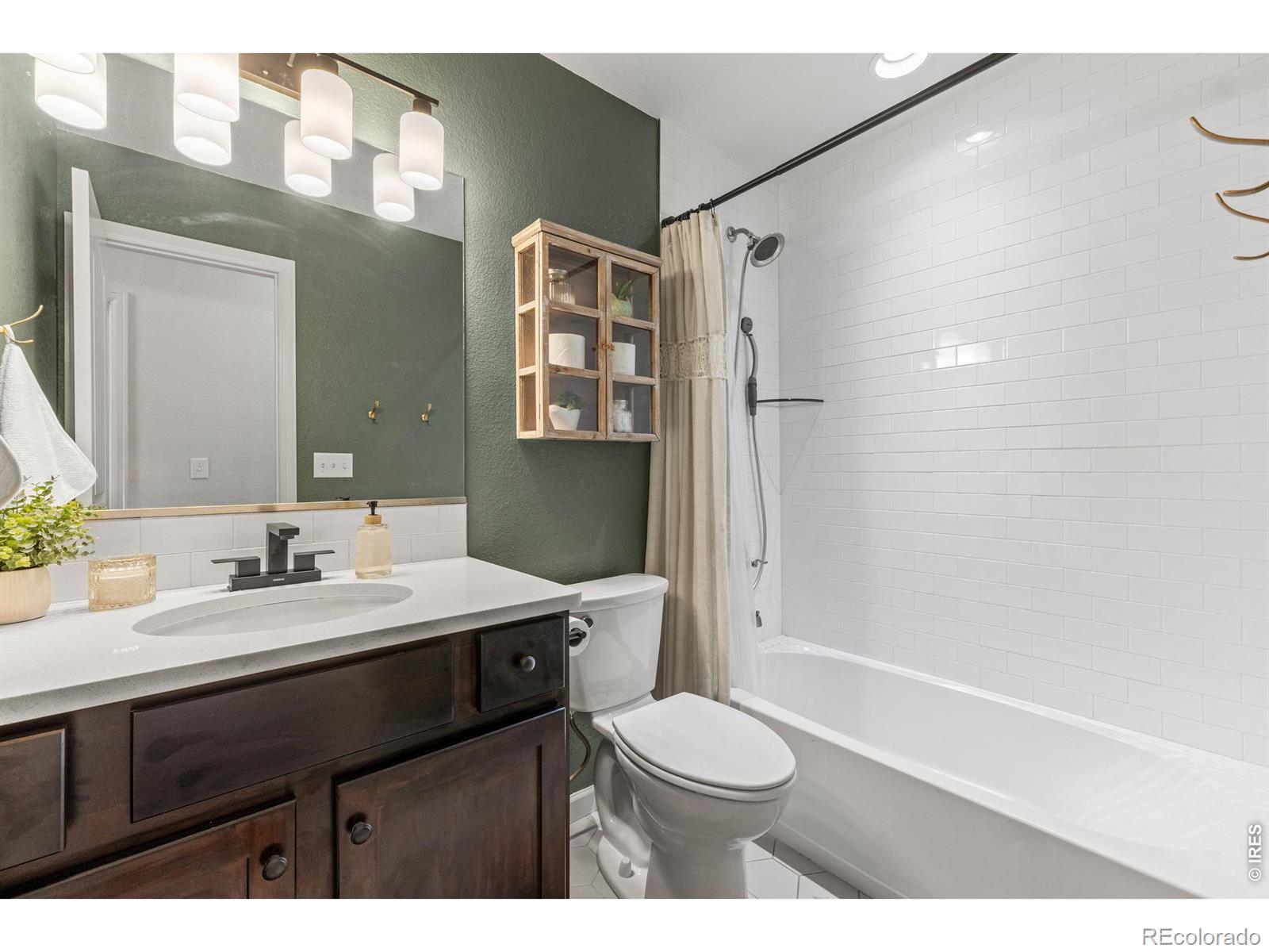 MLS Image #24 for 2610  shooting star way,evans, Colorado