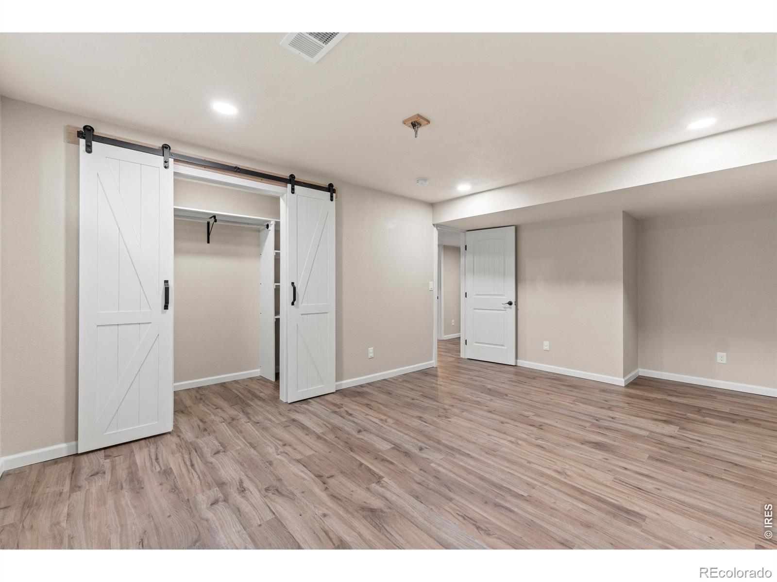 MLS Image #32 for 2610  shooting star way,evans, Colorado