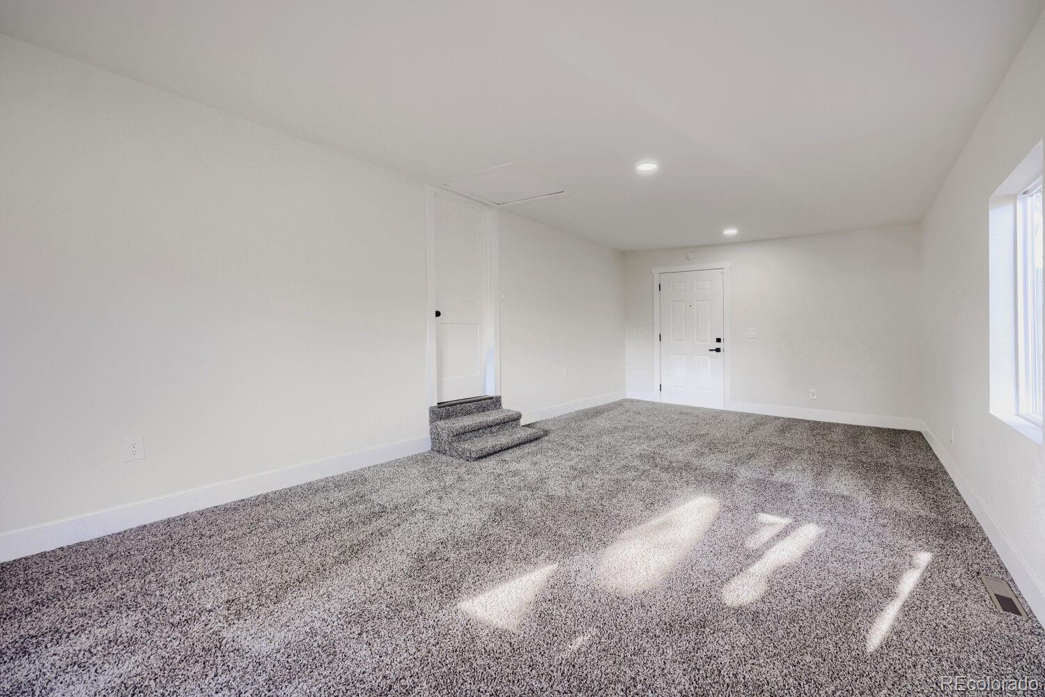 MLS Image #5 for 8510  mcdougal street,denver, Colorado