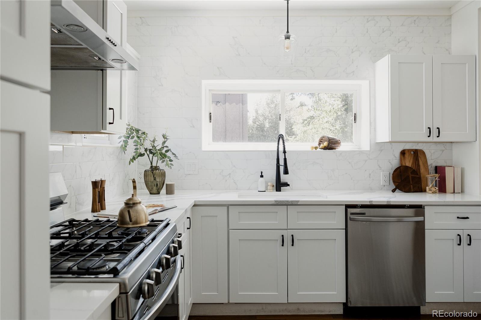 MLS Image #13 for 2614 n marion street,denver, Colorado