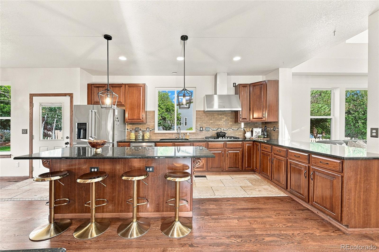 MLS Image #8 for 20273 e maplewood place,centennial, Colorado