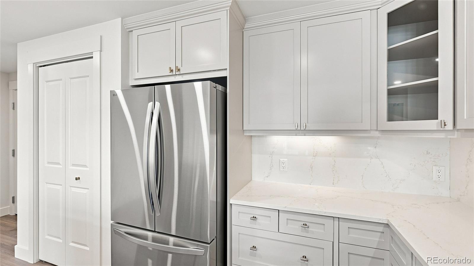 MLS Image #6 for 7220 w bonfils lane 302,denver, Colorado