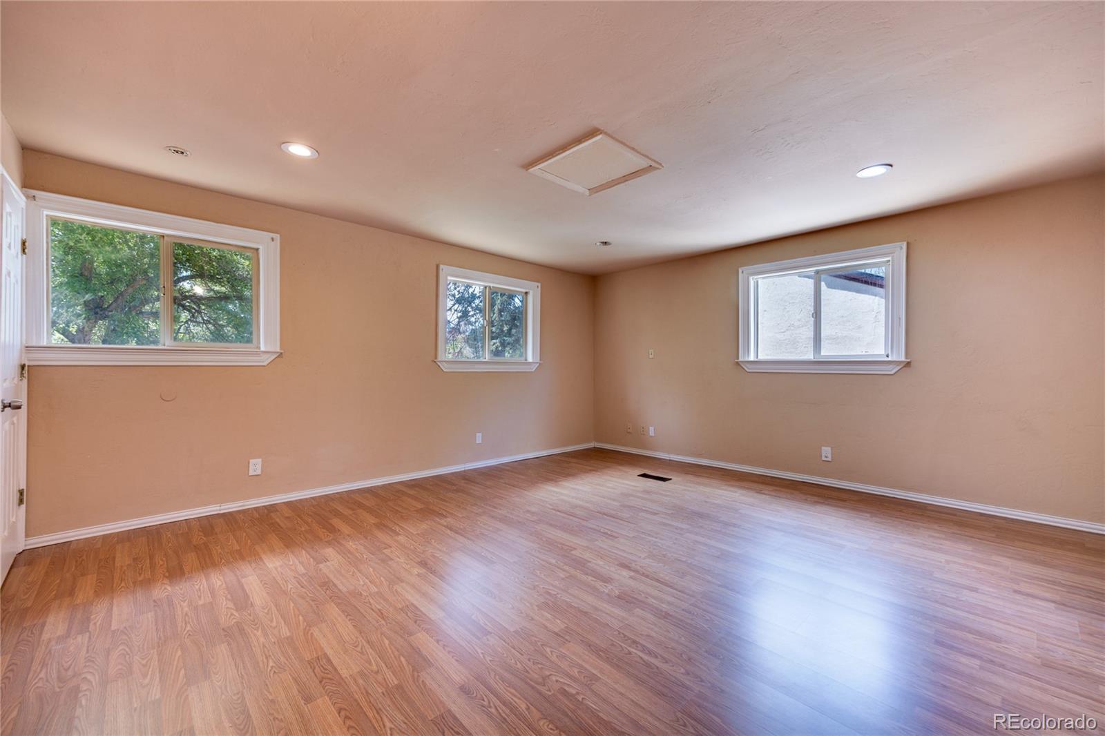 MLS Image #14 for 3306  pennsylvania avenue,colorado springs, Colorado