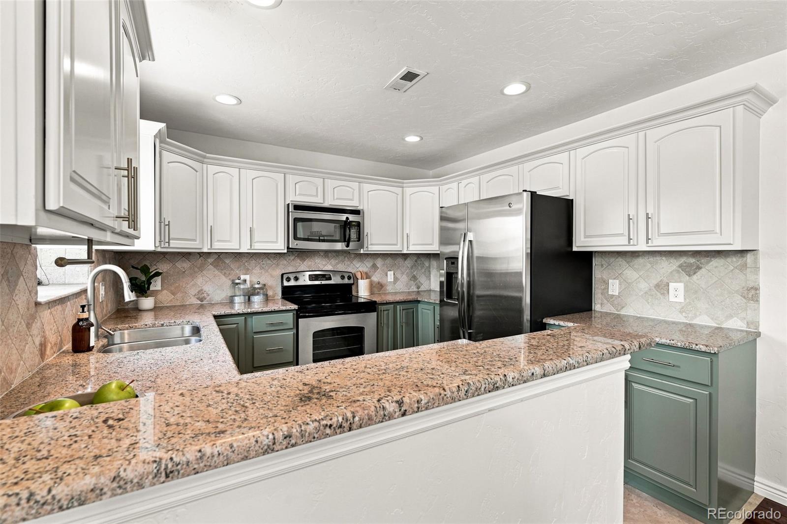 MLS Image #15 for 2995  olive street,denver, Colorado