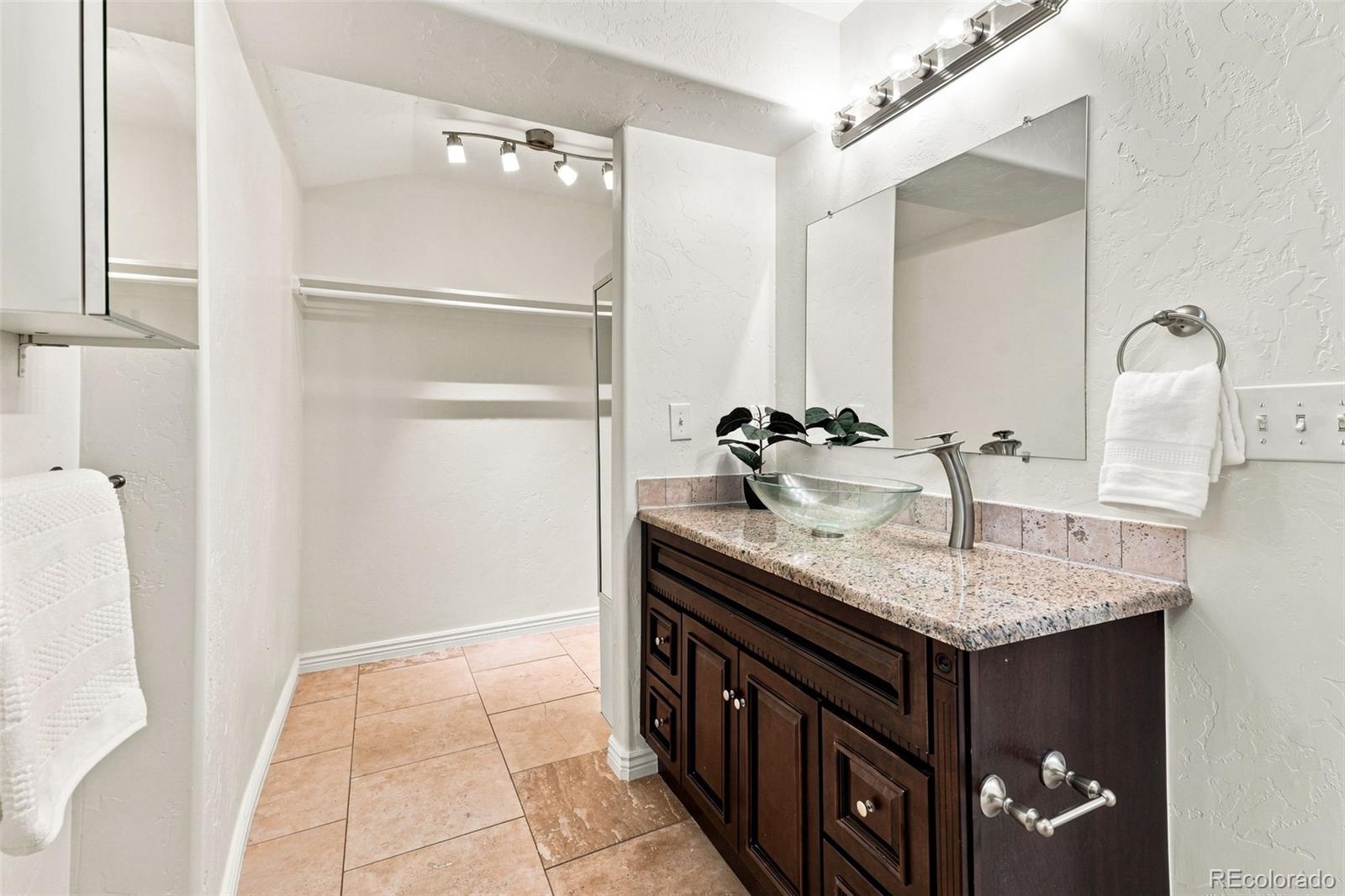 MLS Image #23 for 2995  olive street,denver, Colorado