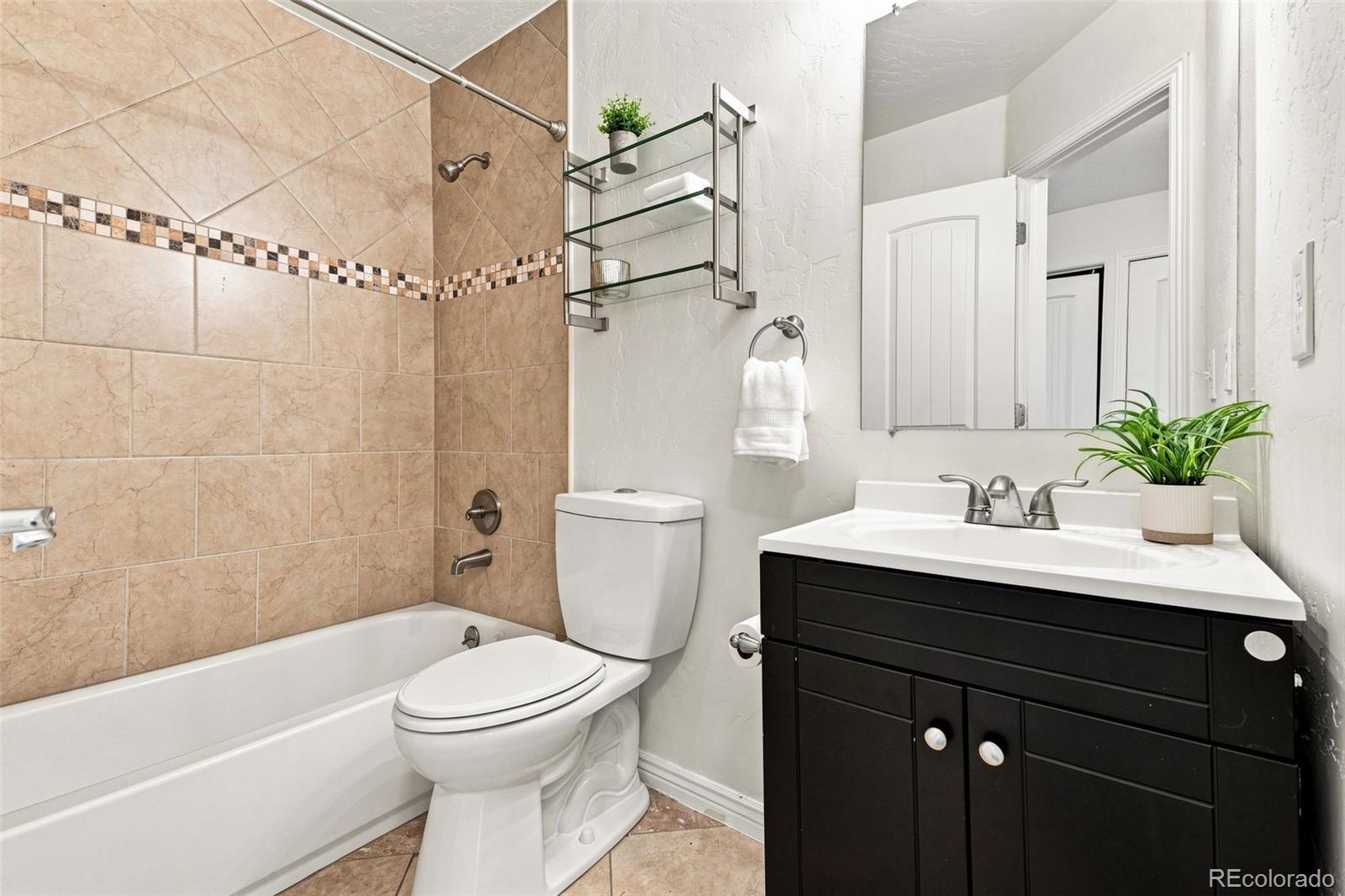MLS Image #28 for 2995  olive street,denver, Colorado