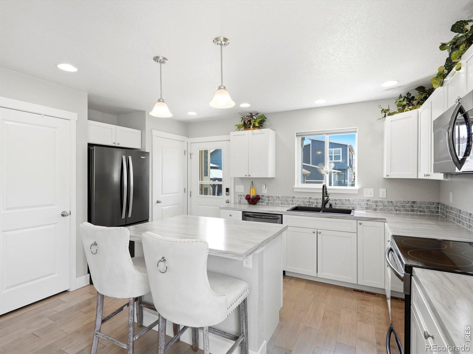 MLS Image #10 for 747  country road trail,berthoud, Colorado