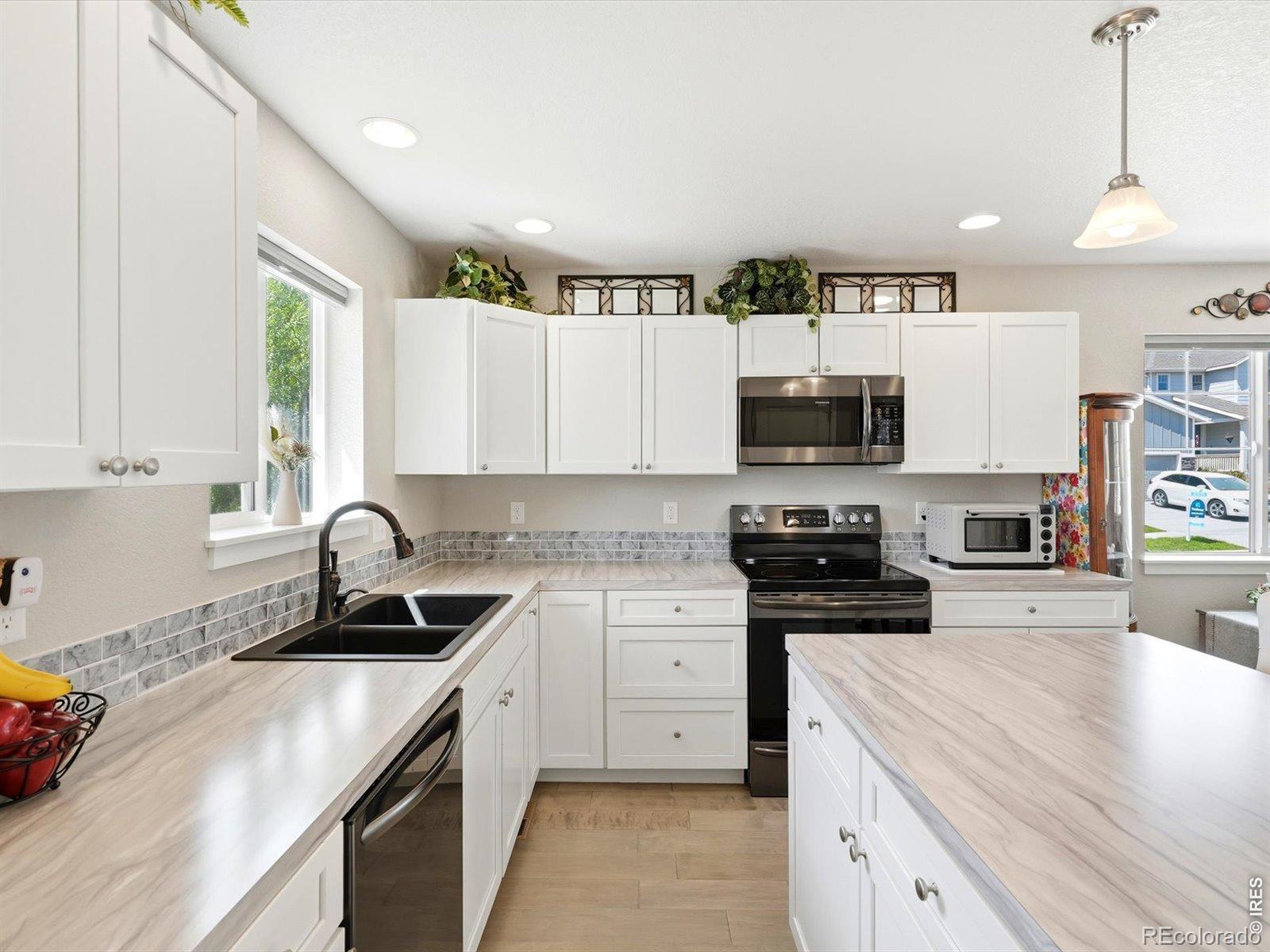 MLS Image #12 for 747  country road trail,berthoud, Colorado
