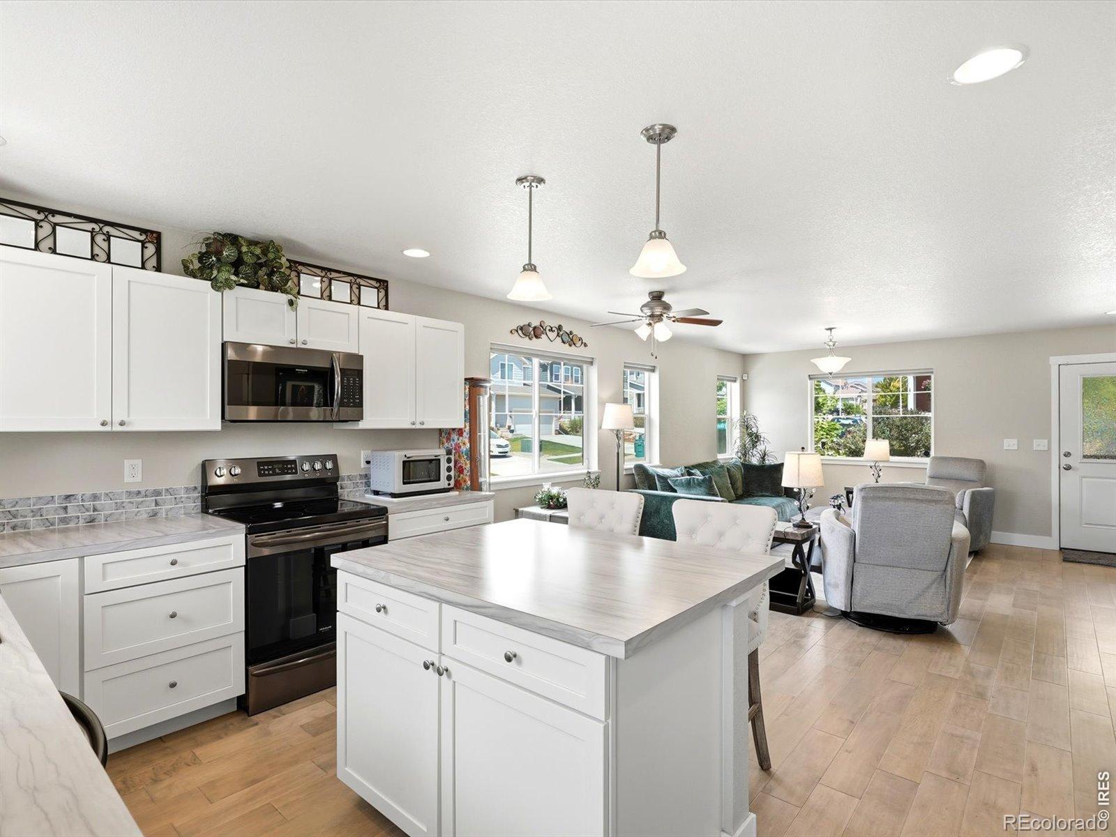 MLS Image #13 for 747  country road trail,berthoud, Colorado
