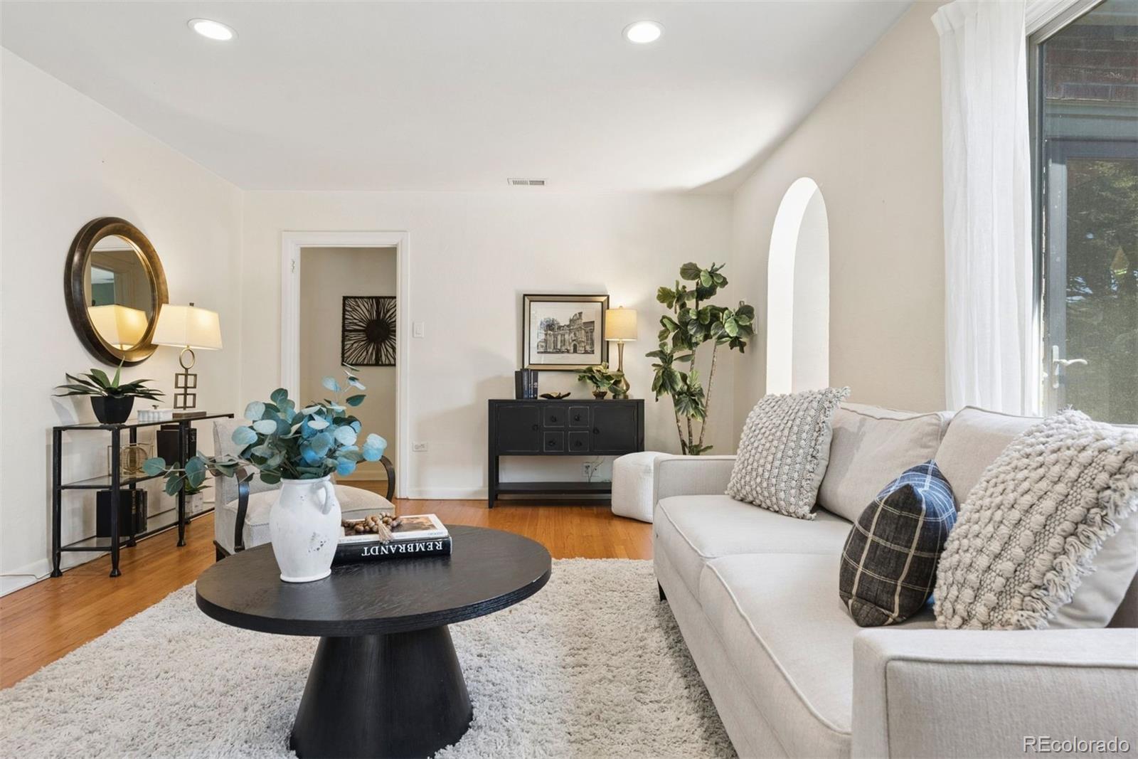 MLS Image #3 for 1905  jasmine street,denver, Colorado