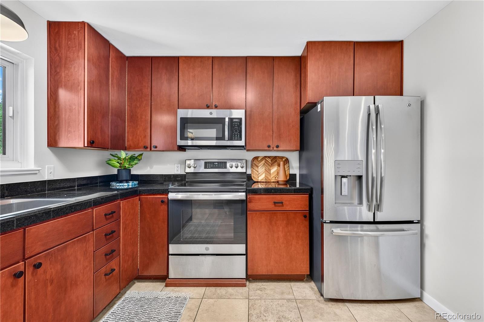 MLS Image #10 for 5261 e asbury avenue,denver, Colorado