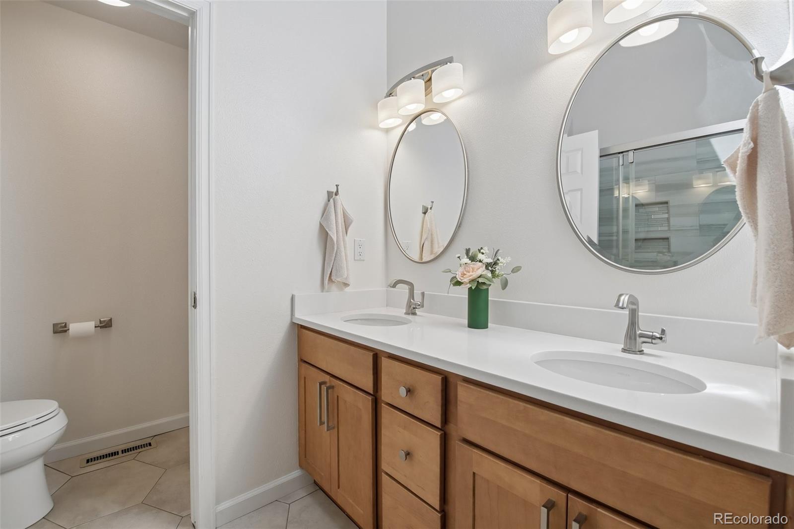 MLS Image #18 for 7586 s cove circle,centennial, Colorado