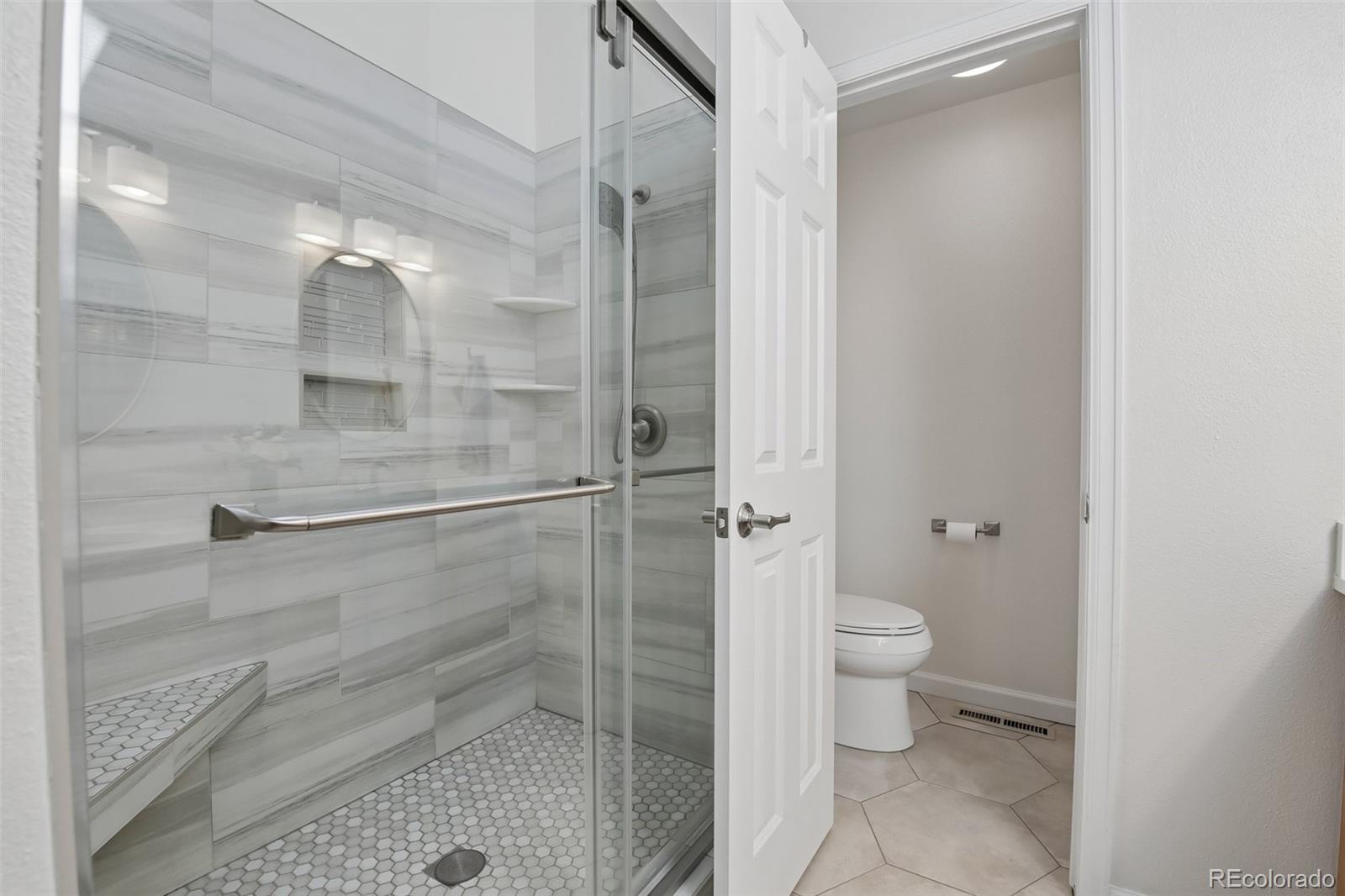 MLS Image #19 for 7586 s cove circle,centennial, Colorado
