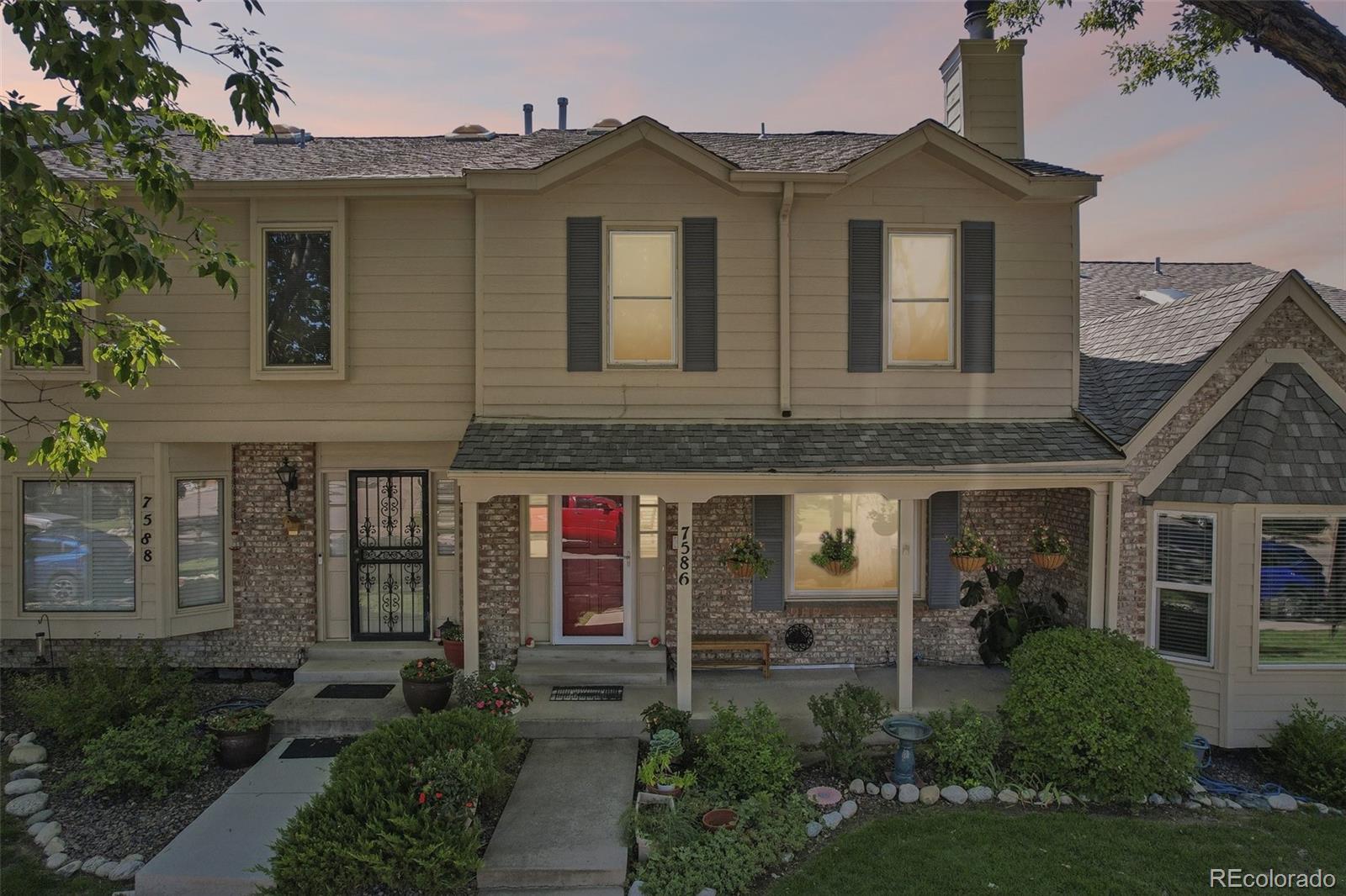 MLS Image #44 for 7586 s cove circle,centennial, Colorado