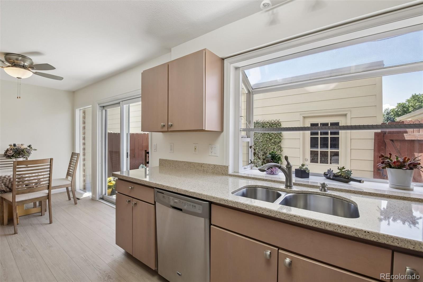 MLS Image #9 for 7586 s cove circle,centennial, Colorado