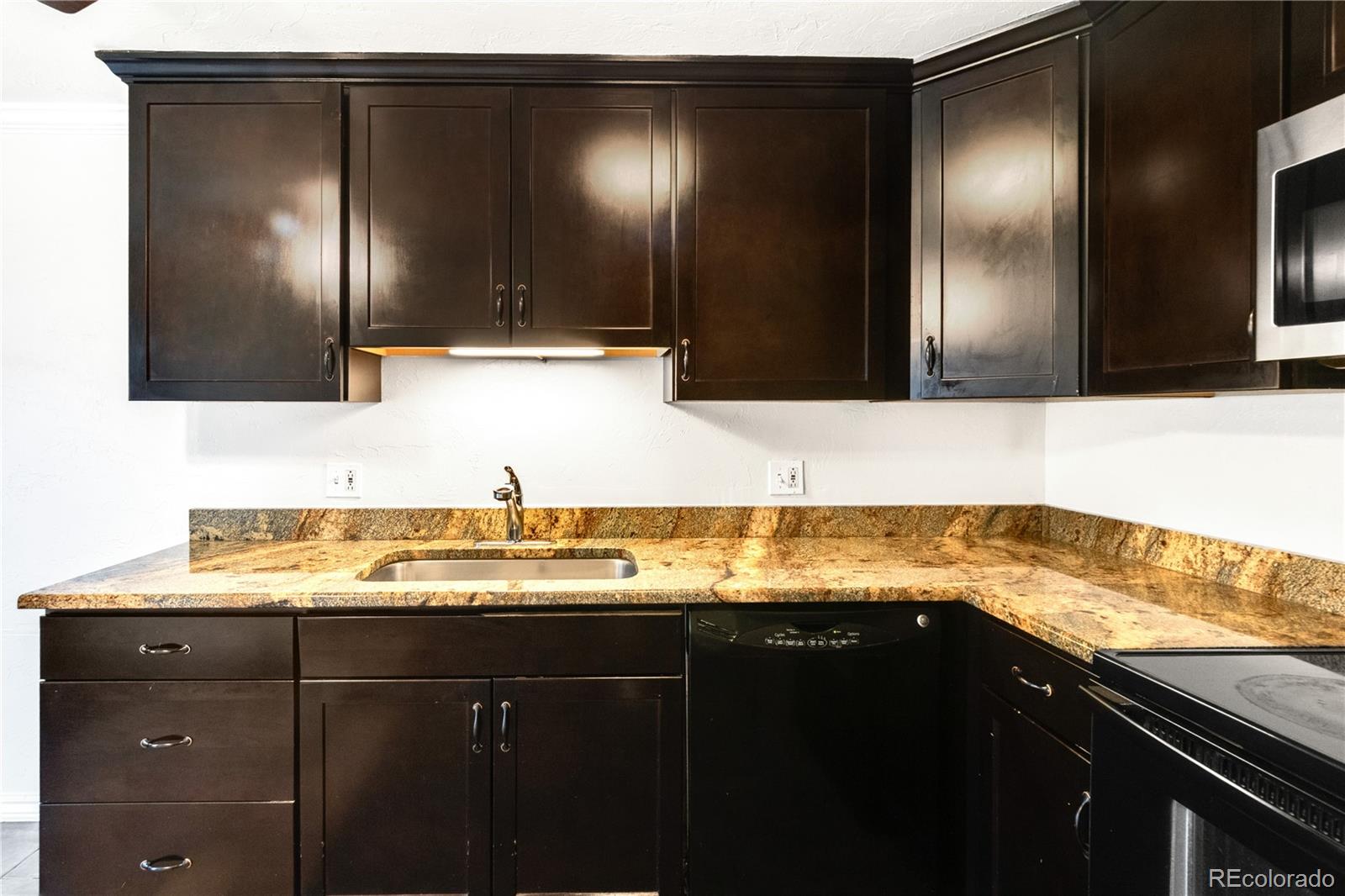 MLS Image #5 for 6427 w 11th avenue,denver, Colorado