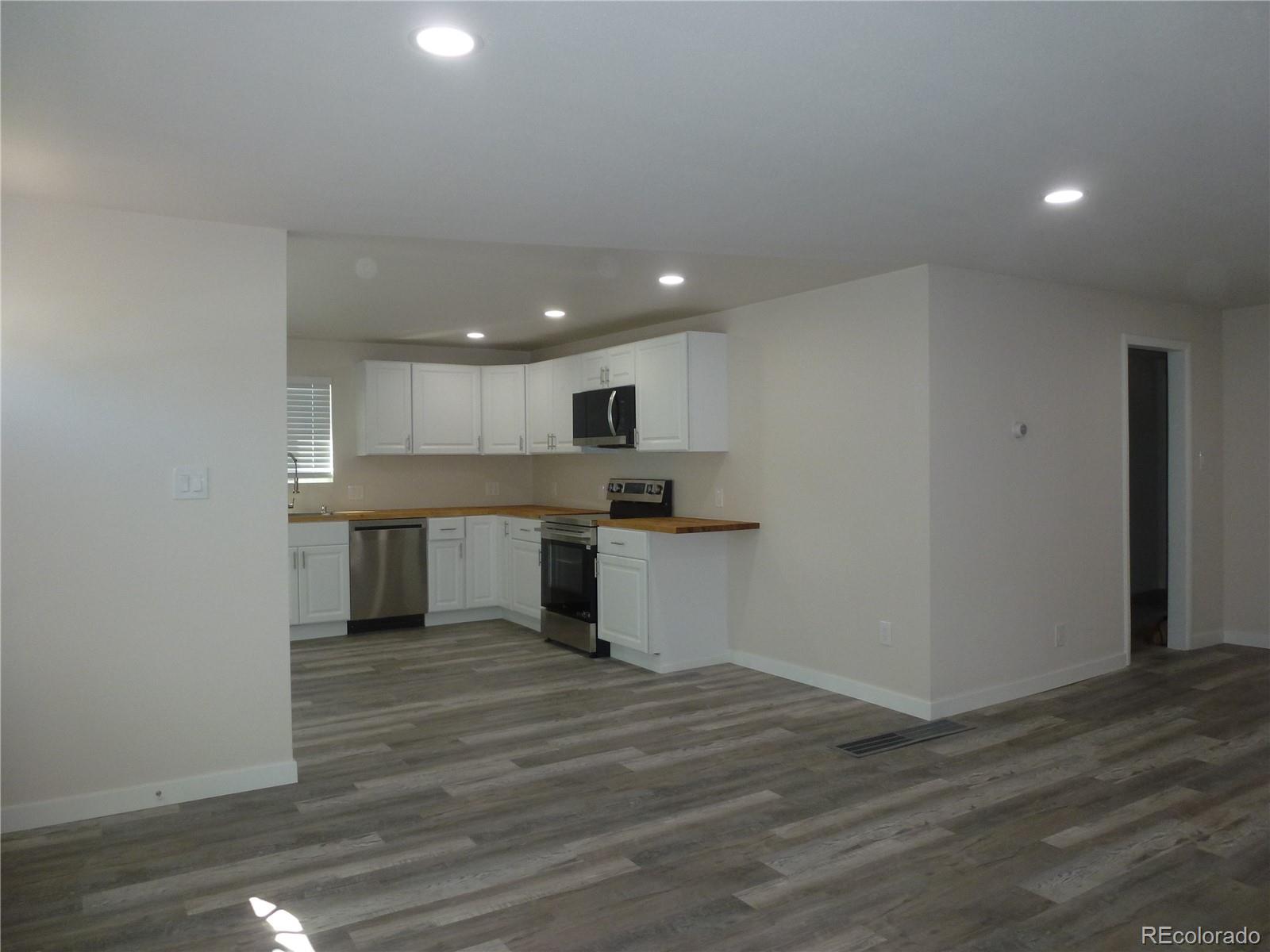 MLS Image #5 for 4863 s grant street,englewood, Colorado