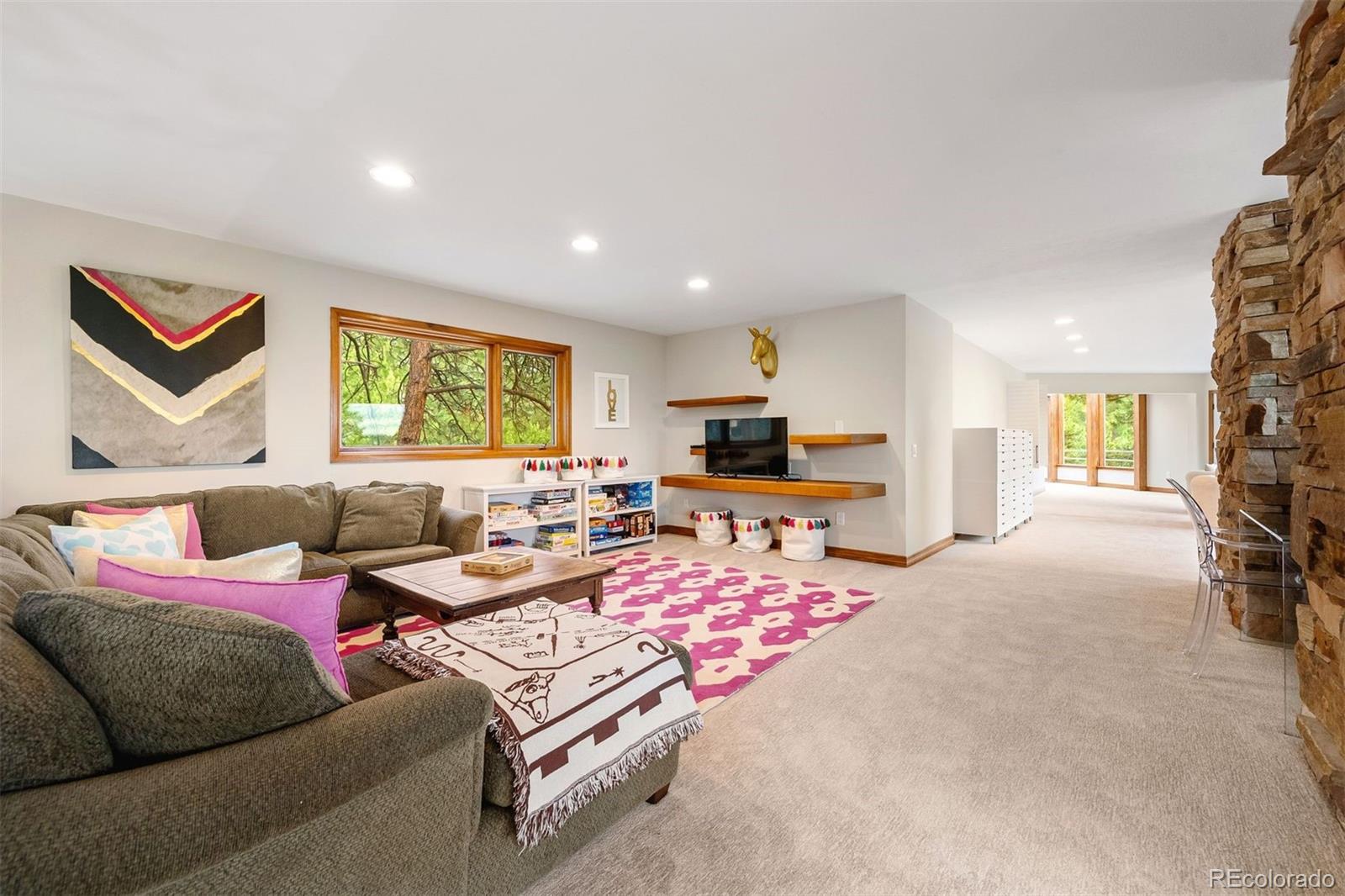 MLS Image #25 for 1992  columbine court,golden, Colorado