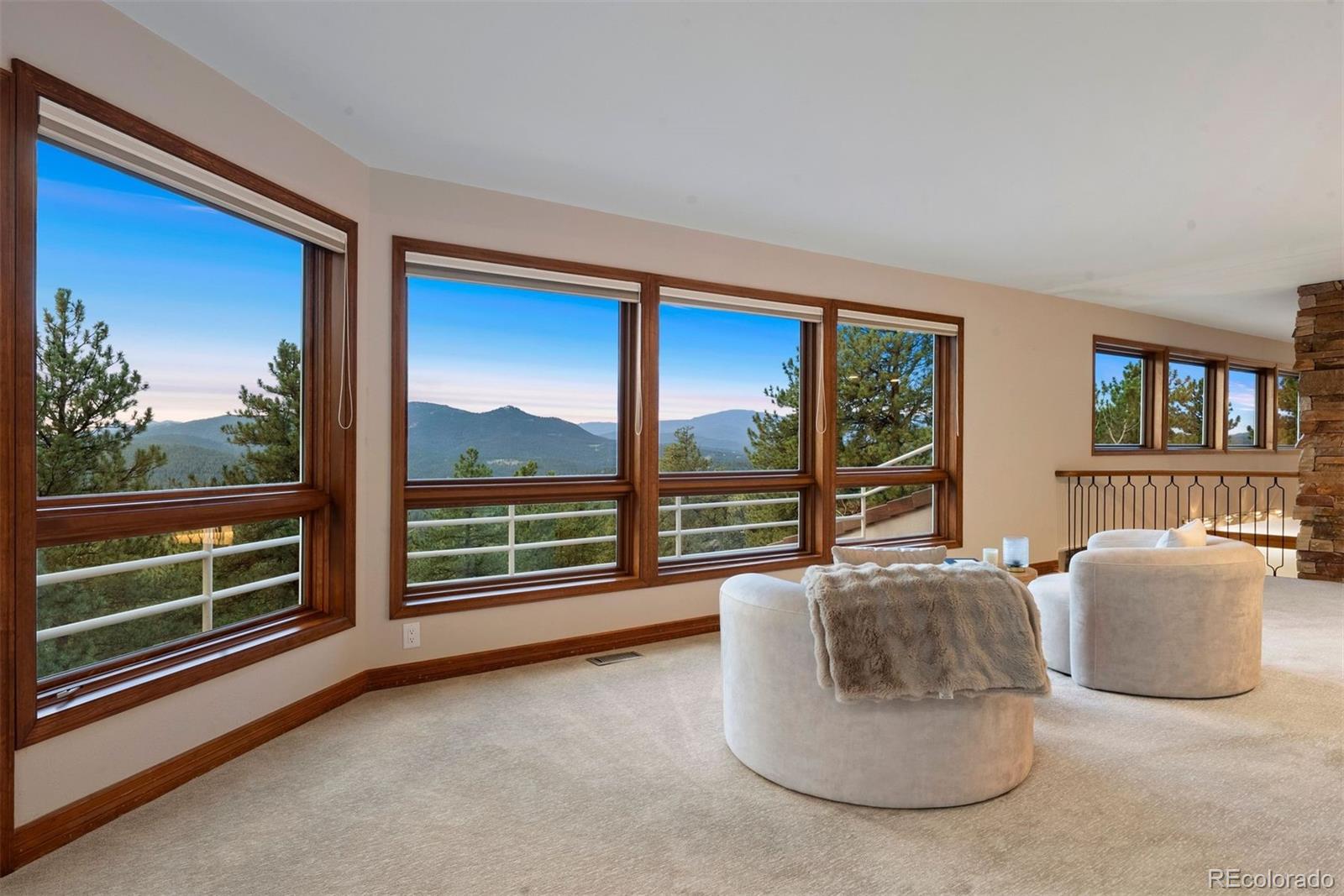 MLS Image #28 for 1992  columbine court,golden, Colorado