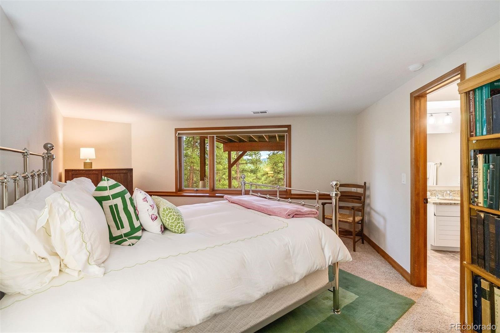 MLS Image #37 for 1992  columbine court,golden, Colorado