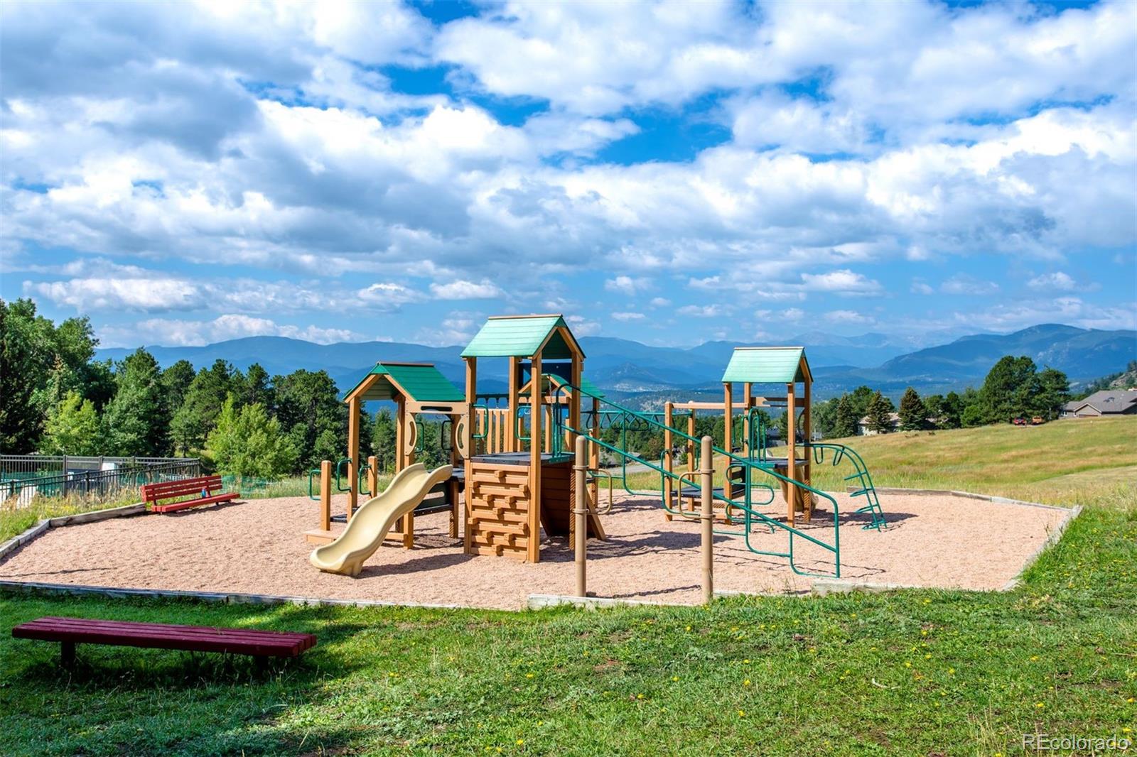 MLS Image #40 for 1992  columbine court,golden, Colorado